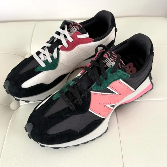 New Balance 327 “Chinese New Year” Retro Runner Sneakers - Picture 2 of 15